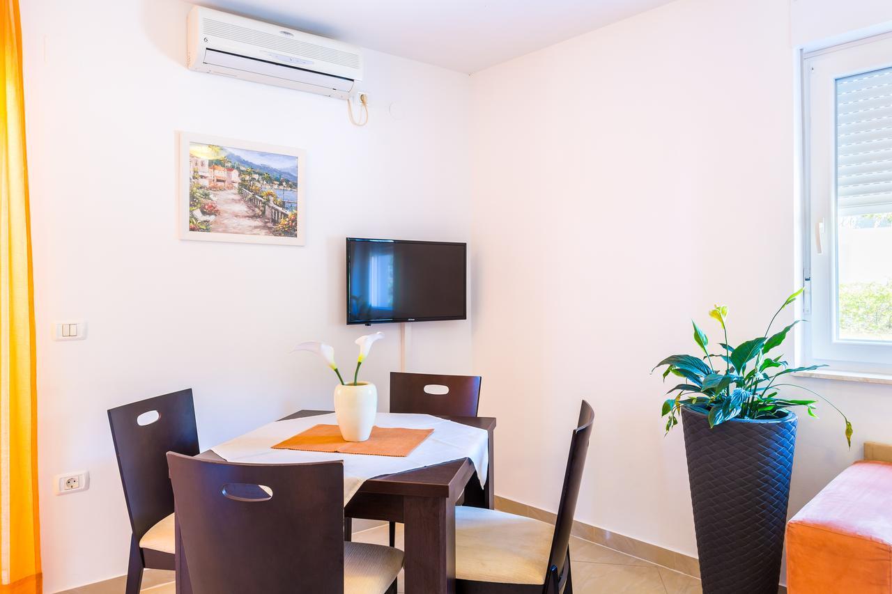 Apartments Tomo Medulin Exterior photo
